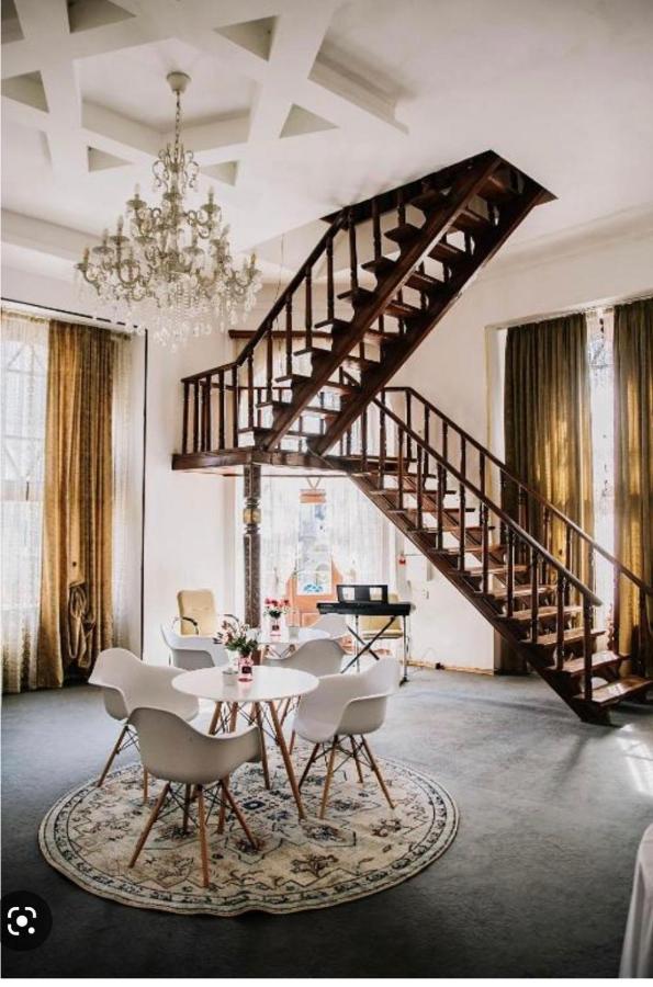 Mariam Hotel Tbilisi Exteriör bild